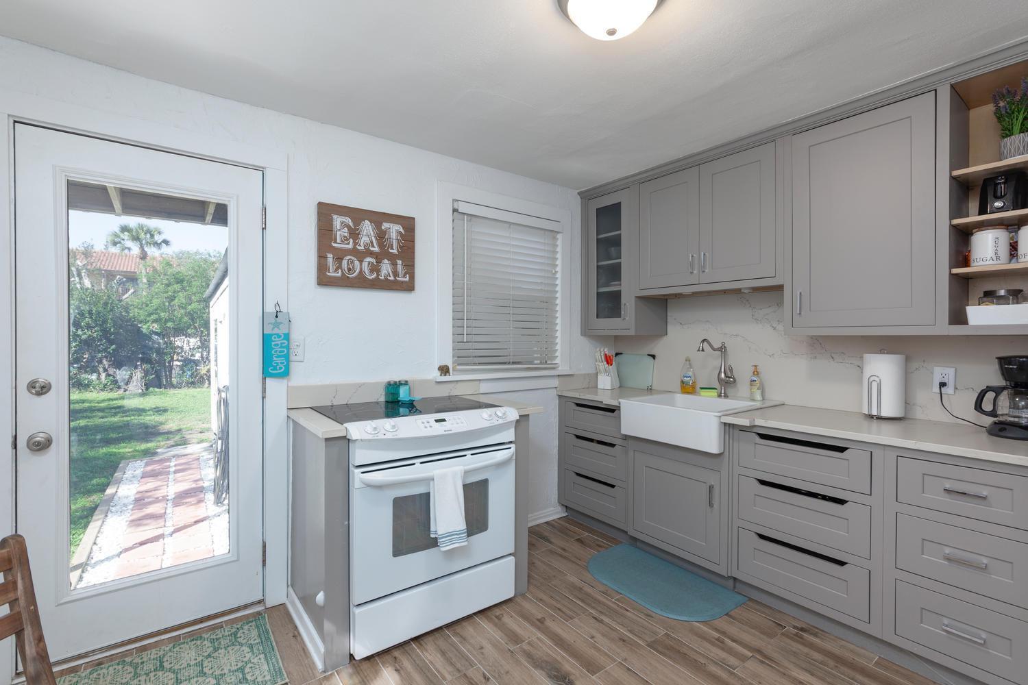 Seas The Day - 4 Blocks To The Beach, Restaurant, And Bar District - Great Deck And Outdoor Space!! Jacksonville Beach Extérieur photo
